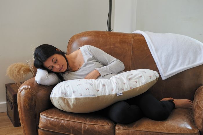 Tineo 2-in-1 Maternity Cushion - Hazel - Image 14
