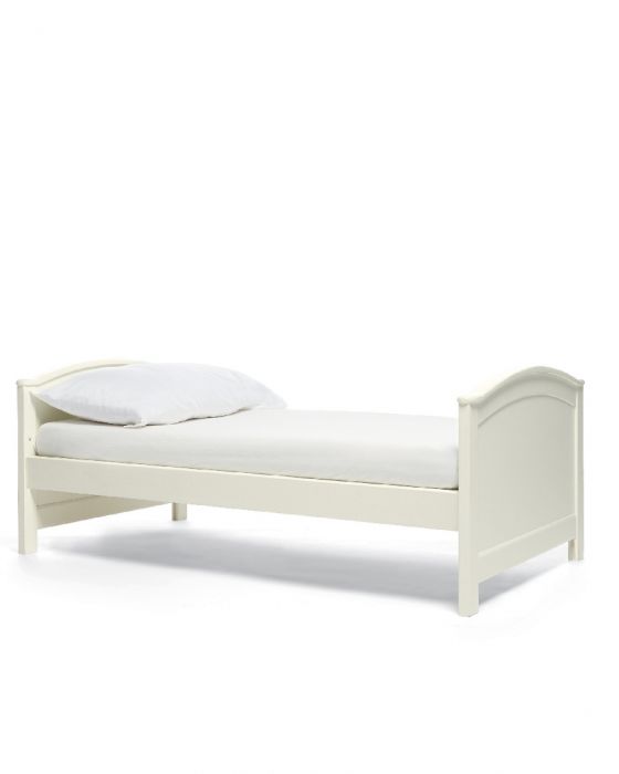 Mamas & Papas Flyn 2 Piece White Cotbed Set with Dresser Changer - Image 5
